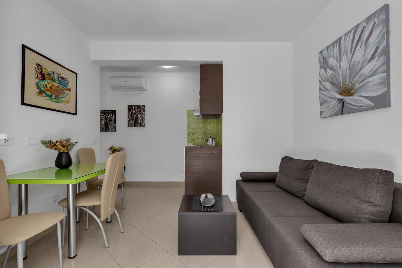 Marinero Apartamento Makarska Exterior foto